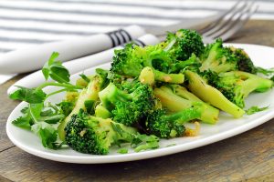Salad with broccoli fried with spices